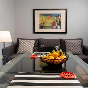 https://central-terrace-modern-apartment.hotels-of-thessaloniki.com