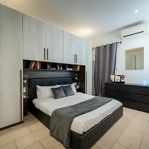 https://holiday-house-at-san-pietro-in-rome.it-romehotels.com